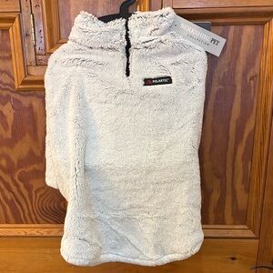 Berkshire Pet Collection Cream Dog Fleece